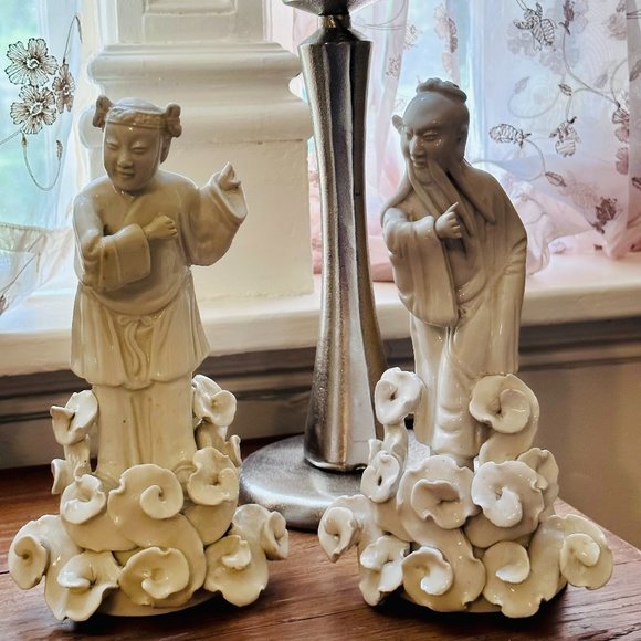 Pair of blanc de Chine porcelain figurines - Picture 9 of 16